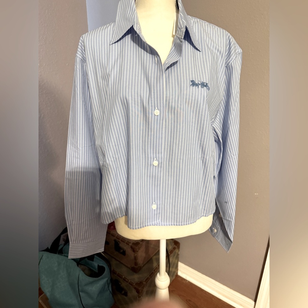 Women’s Coach Cropped Blue Striped Shirt   size 14 ,23 long 25 armpit /armpit